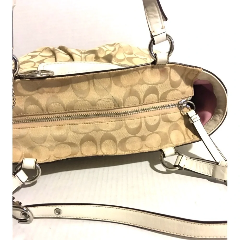 Coach Tan Signature print Tote Bag - Picture 7 of 9